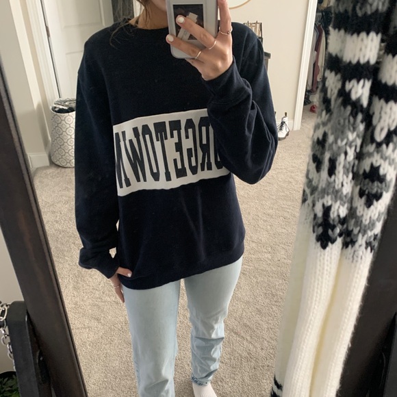 Brandy Melville George Town sweatshirt - Picture 2 of 4
